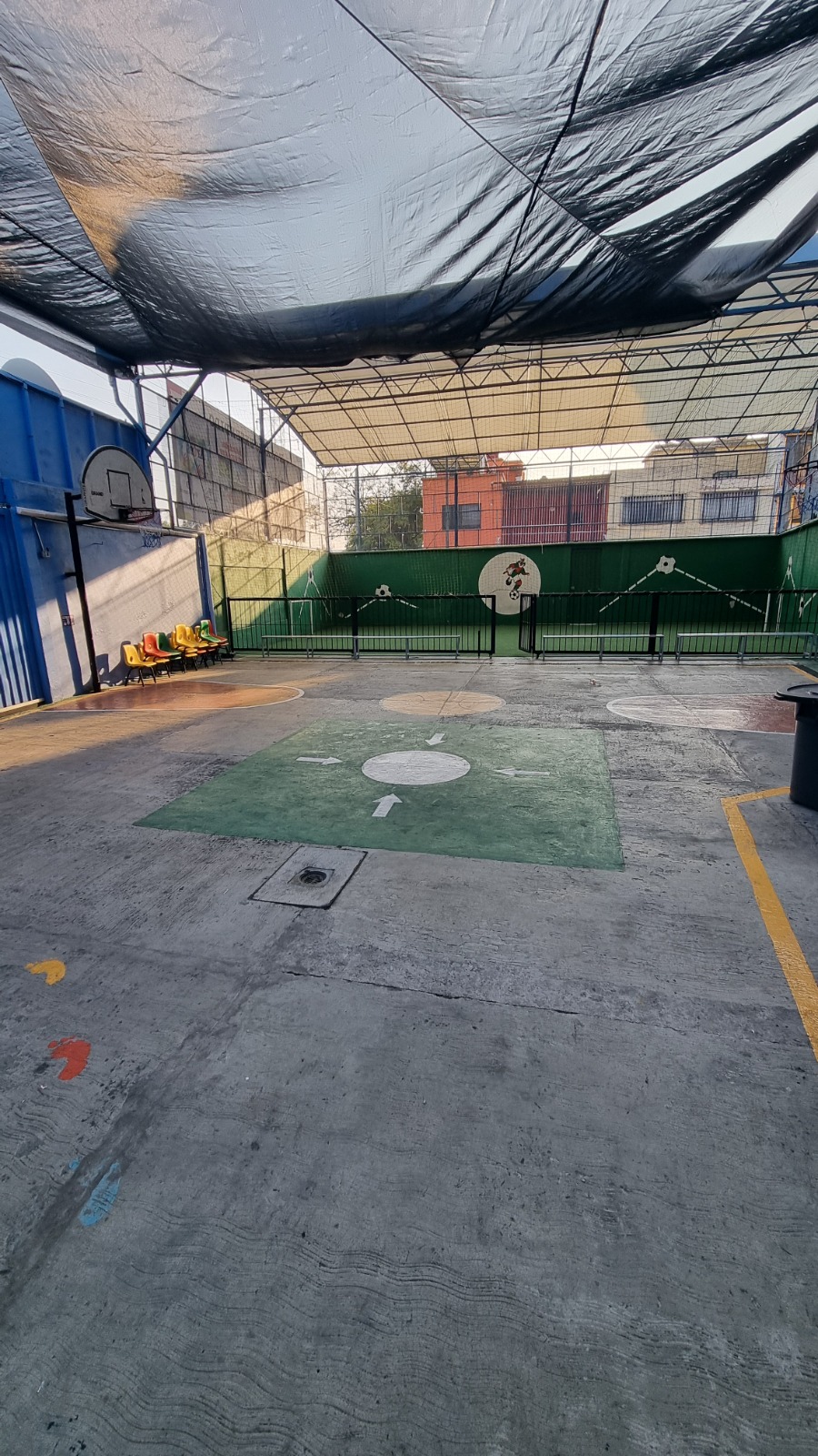 Fachada del Instituto Guillermo Marconi