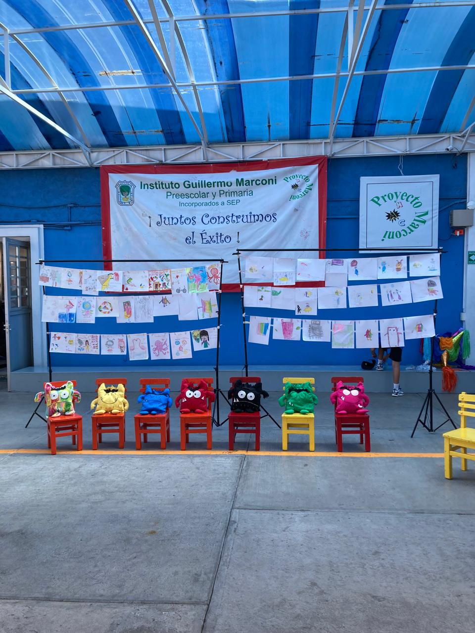 Mascotas de los Proyectos MAC del Instituto Guillermo Marconi
